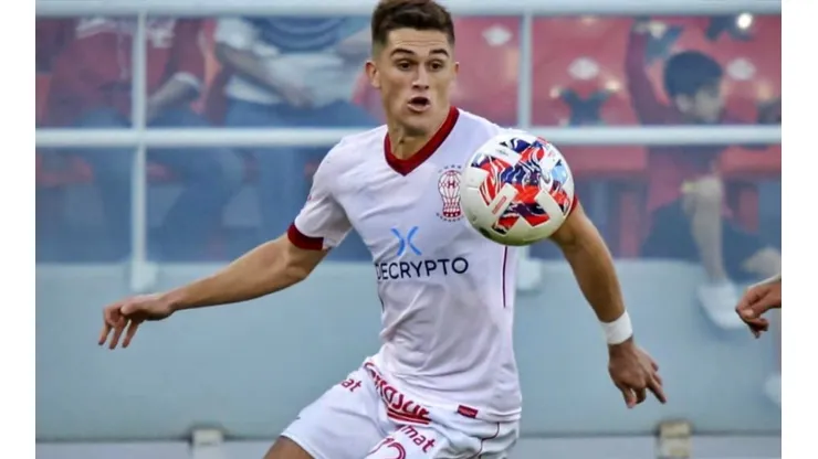 Soto tiene contrato hasta 2025 con Huracán de Argentina.