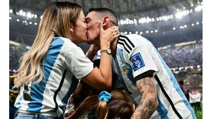 Di María y su esposa tras la final de la Copa del Mundo