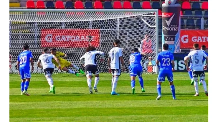 Maxi Falcón confesó las palabras que le dijo al Chorri Palacios antes de errar el penal en el Superclásico.
