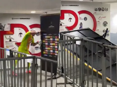 Arquero de Junior rompe todo tras eliminación ante Colo Colo