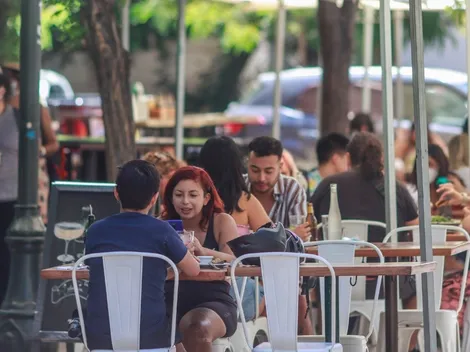 ¿Pueden funcionar los cines y restorantes el domingo 25 de diciembre?