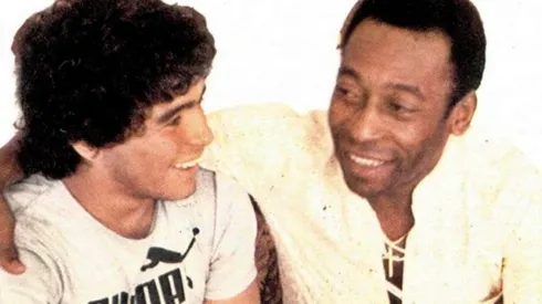 Maradona conoció con 19 años a Pelé, su ídolo.