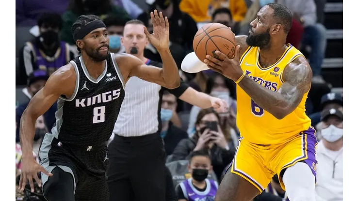 Los Lakers buscan seguir sumando triunfos en la fase regular de NBA.