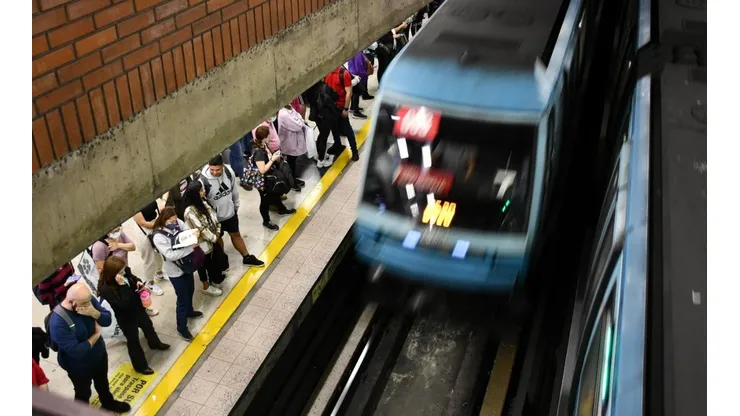 ¿A qué hora cierra el Metro este miércoles 21 de diciembre?