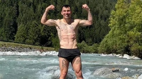 Medel ahora pasó a ser el Profe Gary