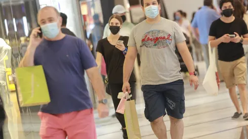 ¿Cuáles son los horarios del Costanera, Parque Arauco y Alto Las Condes?