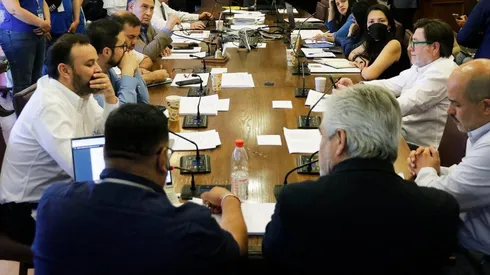 Comisión de Hacienda de la Cámara de Diputados analiza el proyecto de reajuste al sector público.