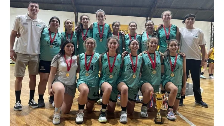 Club Providencia se queda con el título Sub 15 de la Liga de Básquetbol Femenino Femicentro.