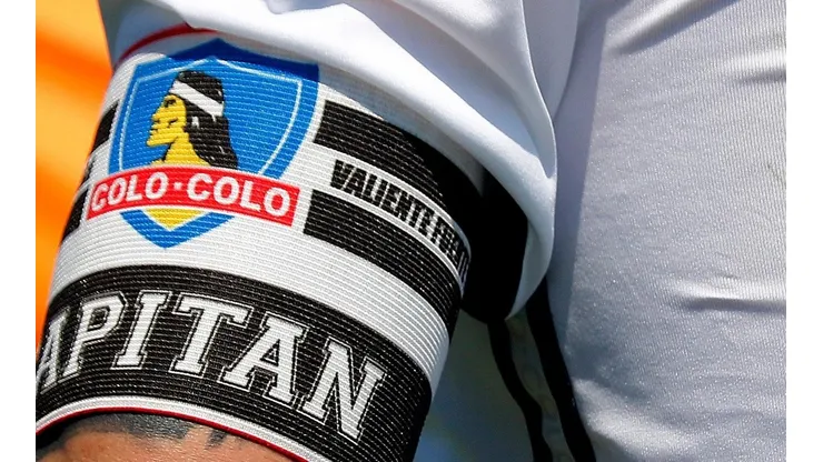 ¿Quién será capitán de Colo Colo? Las opciones tras la salida de Suazo.