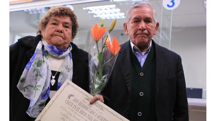 ¿Cuáles son los requisitos para cobrar el Bono Bodas de Oro?