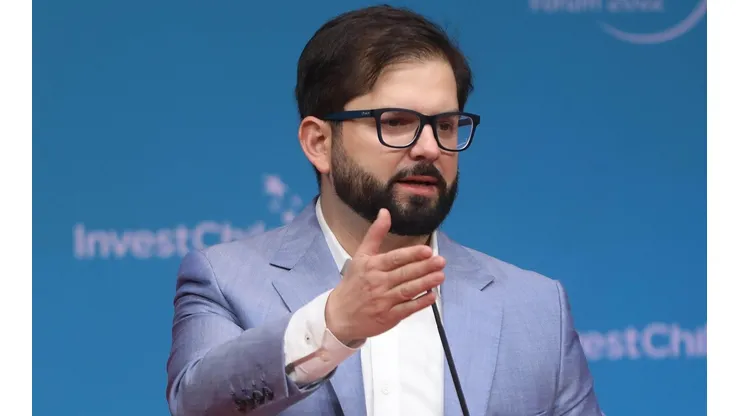 Boric pide que expertos del Acuerdo Constitucional reciban remuneraciones