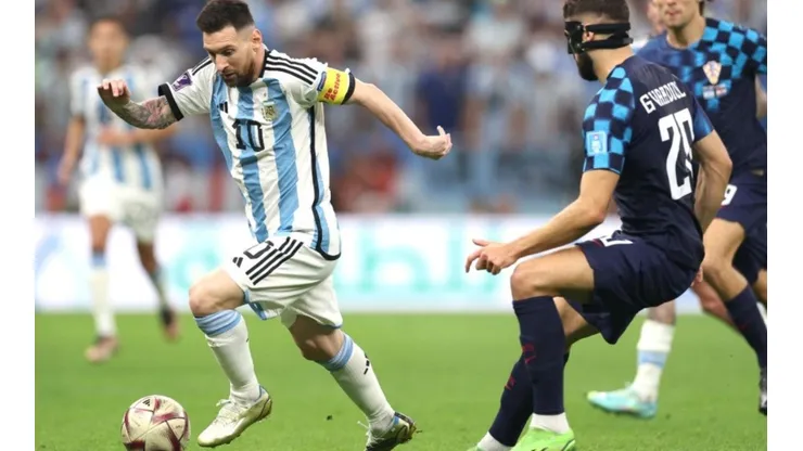 Los hinchas quieren ver en el estadio el que podría ser el primer Mundial de Messi.