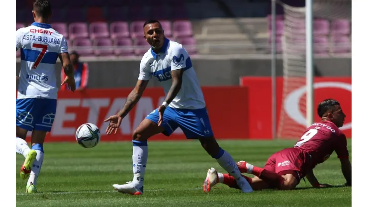 El jugador no fue renovado en Universidad Católica, donde se despidió la semana pasada.