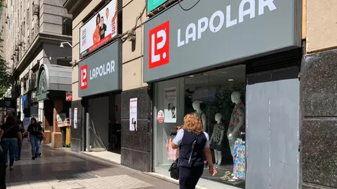 Sernac demanda a La Polar por venta de ropa falsificada