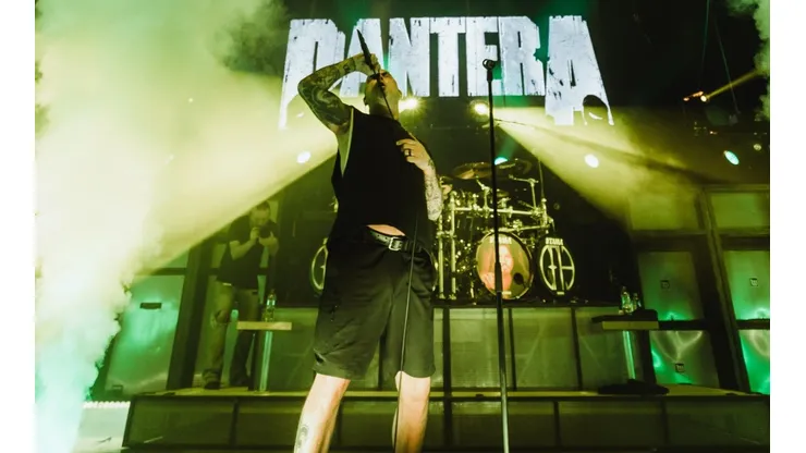 Phil Anselmo comandando la resurrección de Pantera.