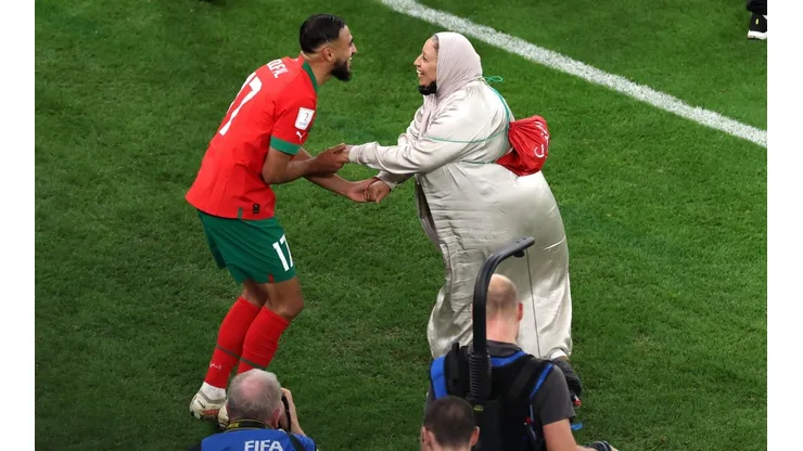 Sofiane Boufal y su mamá