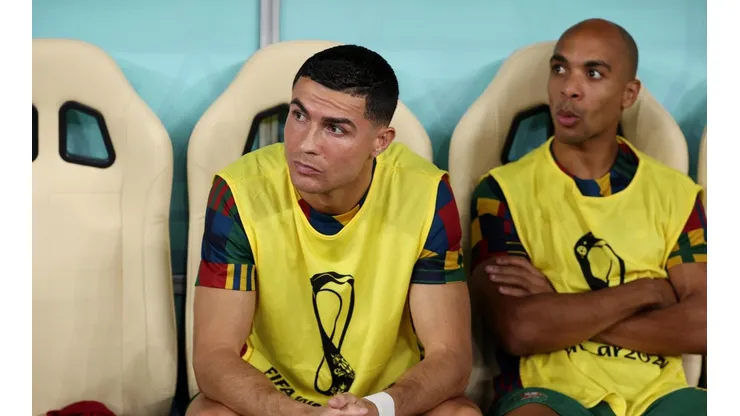 Cristiano nuevamente en la banca de Portugal.