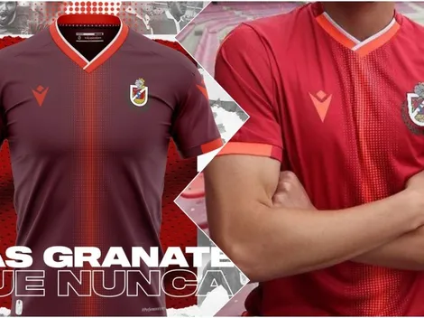 La Serena presenta camiseta que de granate no tiene nada