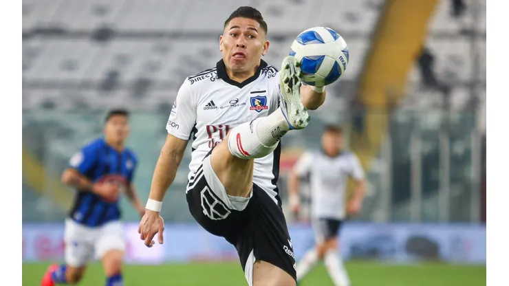 Colo Colo se queda sin Torta: Opazo acepta oferta de Racing.