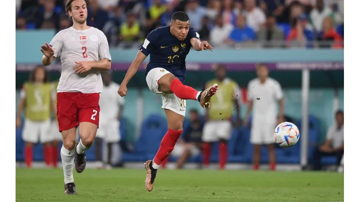 Mbappé amenaza con sus goles en un partido clave