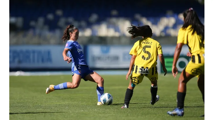 ¿Dónde comprar las entradas para la semifinal entre la U y el Vial Fem?