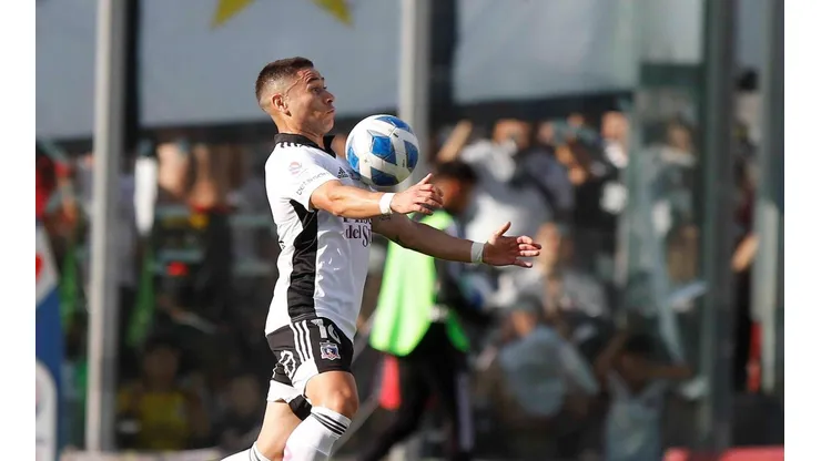 En Colo Colo esperan una respuesta de Opazo sobre su continuidad este jueves