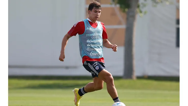 Gonzalo Tapia fue citado a la Roja.