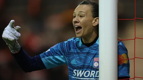 ¿Cuándo juega Tiane Endler por la Champions League Fem?