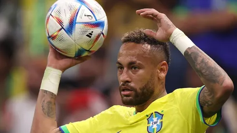 El médico de la Verdeamarela habló sobre la situación de Neymar