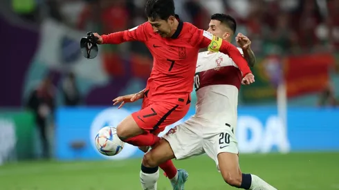 Son hasta se sacó la máscara para intentar meter a Corea del Sur en octavos de final