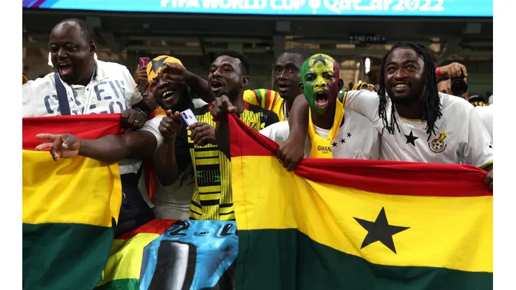 Hinchas de Ghana se burlan de Uruguay