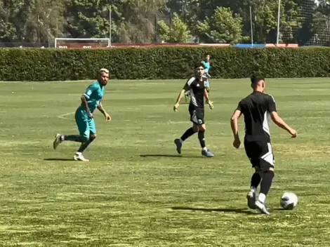 Vidal juega contra Colo Colo por Rodelindo Román