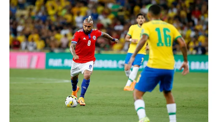 Vidal quiere seguir defendiendo la camiseta de la Roja.