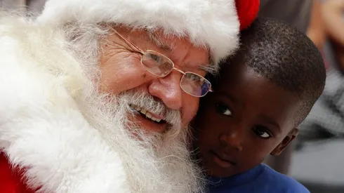 El Viejo Pascuero podría descansar el lunes 26 si es que se aprueba la idea del diputado Durán.