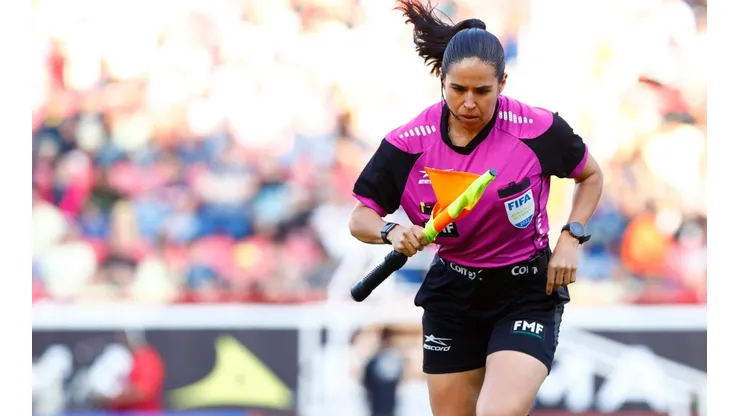La primera terna arbitral 100% femenina que dirigirá en Qatar 2022