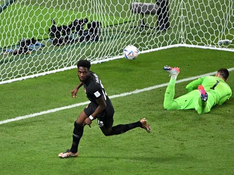Video: Alphonso Davies anota el primer gol de Canadá en Mundiales