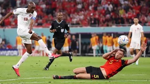 Atiba Hutchinson es el capitán de Canadá y tiene 39 años.