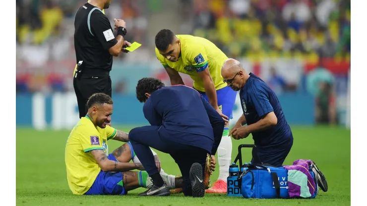 Neymar se retiró de la cancha cuando quedaban 10 minutos de partido.