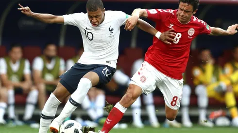 Mbappé marcó un gol en el triunfo ante Australia y alcanzó su quinto gol en Copa del Mundo.