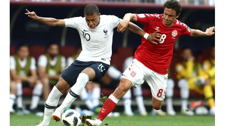 Mbappé marcó un gol en el triunfo ante Australia y alcanzó su quinto gol en Copa del Mundo.