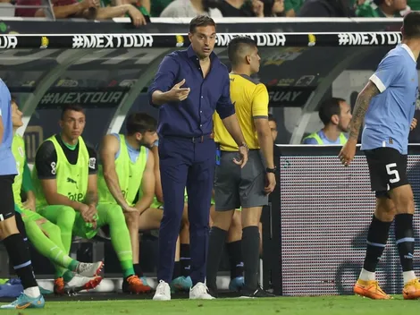 Doble debut: Alonso vive su primer Mundial con 9 partidos en Uruguay