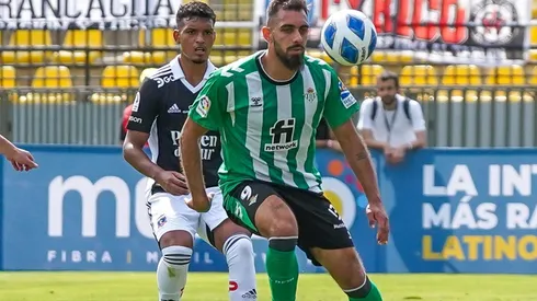 Borja Iglesias aplaudió a Daniel Gutiérrez días después del amistoso entre Colo Colo y Betis