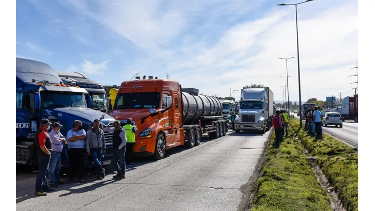 ¿Continúa el Paro de Camioneros?
