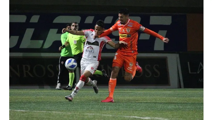 Copiapó igualó con Cobreloa y el último ascendido a Primera se conocerá en Calama