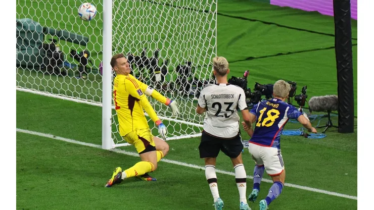 Takuma Asano vence a Neuer para el 2-1 de Japón ante Alemania