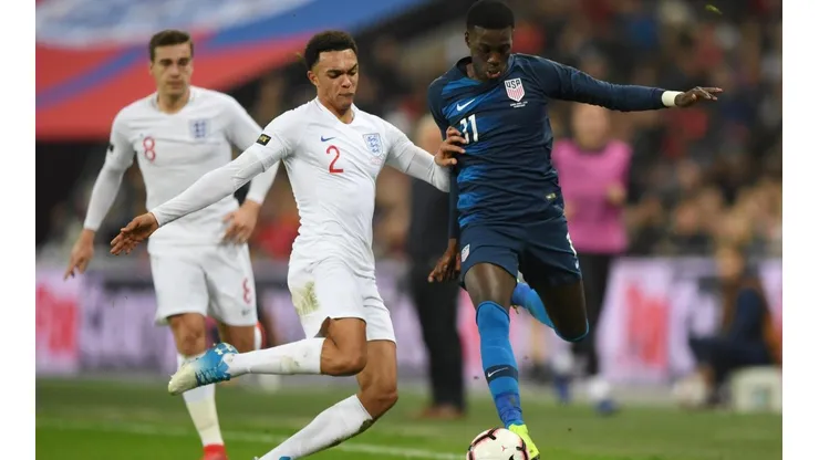 De ganar Inglaterra se asegurará su paso a los octavos de final del torneo