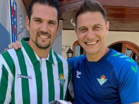 Abrazo cariñoso con Joaquín: Chico Mark visita al plantel del Betis