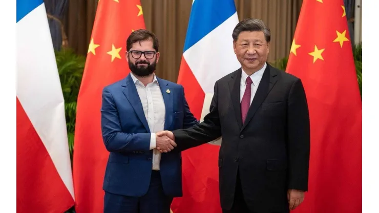Presidente Boric es invitado por su par de Chima, Xi Jinping, a una visita oficial en 2023