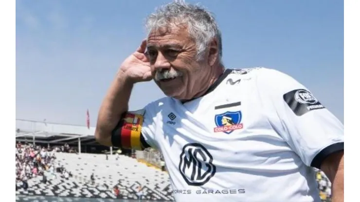 Caszely pide al menos tres o cuatro refuerzos para competir en Copa Libertadores.