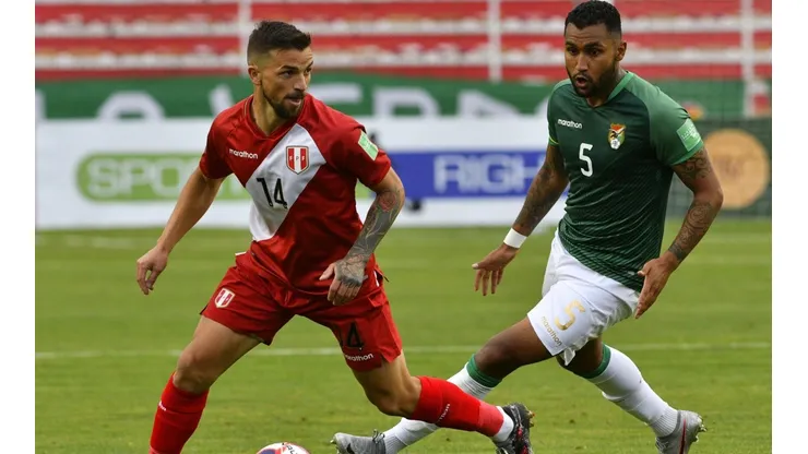 Perú y Bolivia se ven las caras en el debut de Gustavo Costas en la banca técnica.